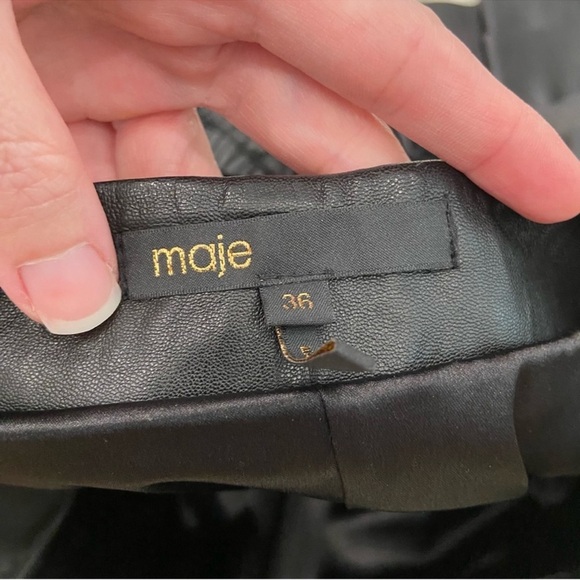 Maje Jupia Smocked Ruffled Mini Skirt soft lamb leather size 36 - Picture 4 of 11